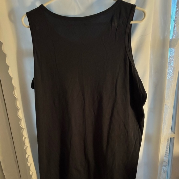 Denver Hayes xl grey top- black xl Life is Good Tank Tops - new or like new - Picture 9 of 10
